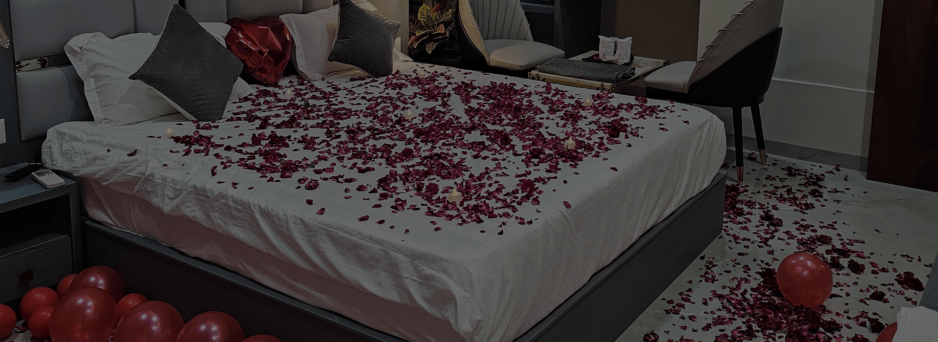 Couple Room - The Eiffel Hotel