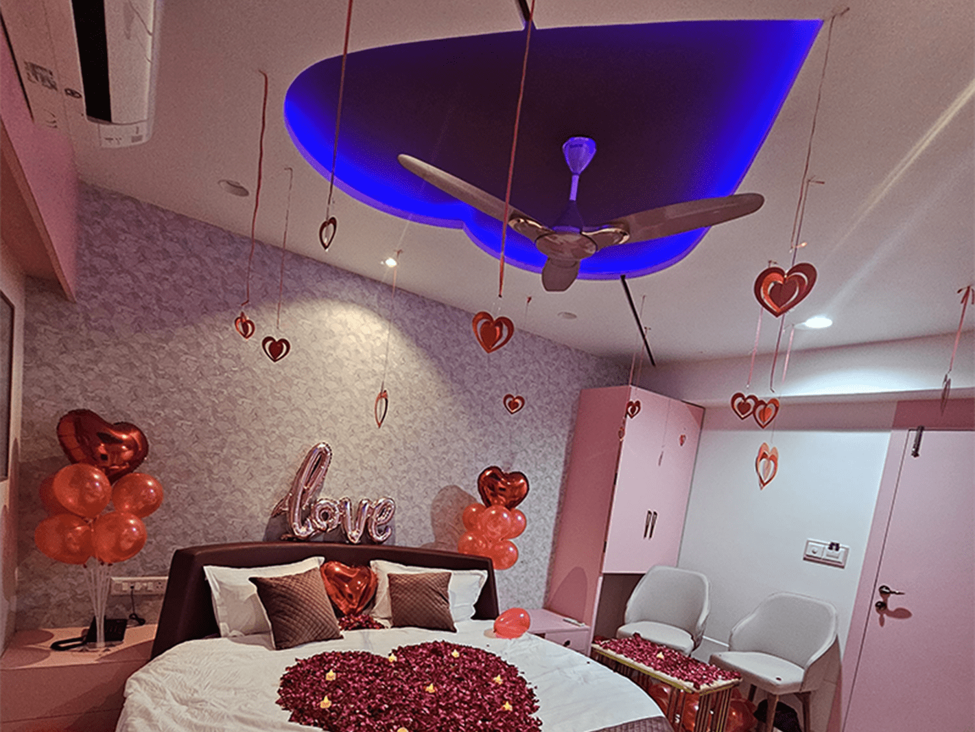 Couple Room Near Me